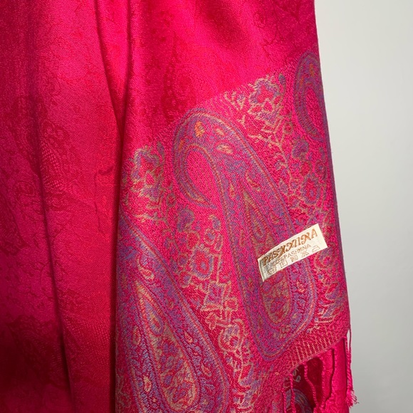 Pashmina - Picture 6 of 6